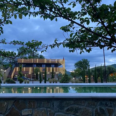 Hotel Restaurant Natyra E Qete Lezhe Luaran gambar