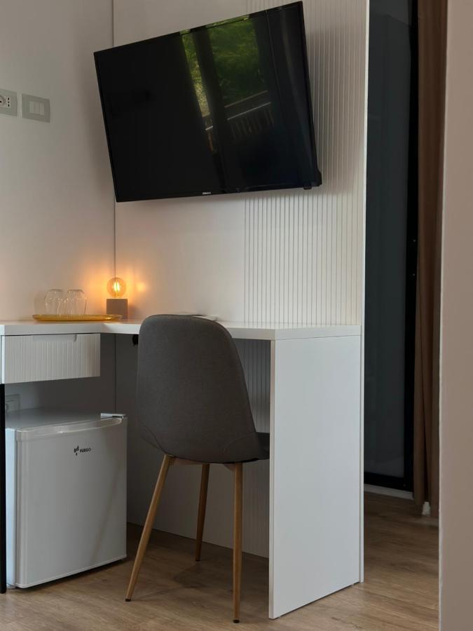 Hotel Restaurant Natyra E Qete Lezhe Luaran gambar