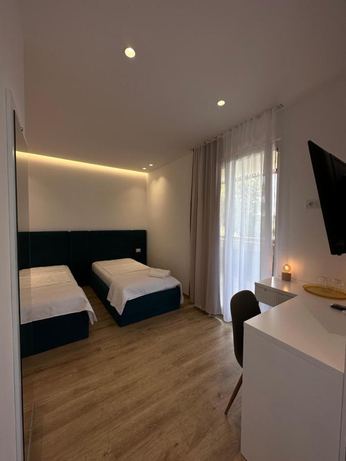 Hotel Restaurant Natyra E Qete Lezhe Luaran gambar