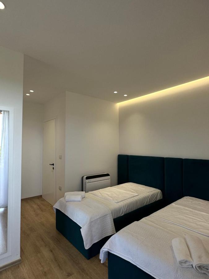 Hotel Restaurant Natyra E Qete Lezhe Luaran gambar