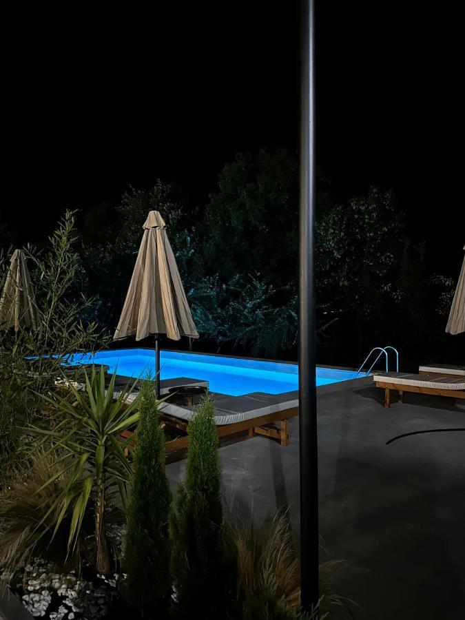 Hotel Restaurant Natyra E Qete Lezhe Luaran gambar